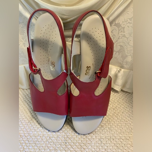 SAS - Picture 5 of 12